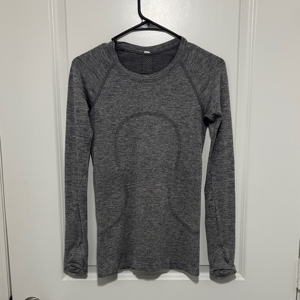 lululemon athletica Heathered Charcoal Long Sleeve Crew